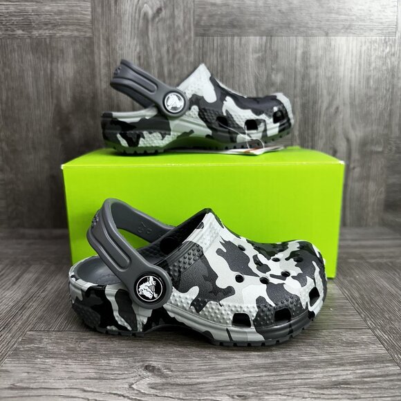 CROCS Classic Camo Infant size 6 Black Grey Clogs - Picture 1 of 8